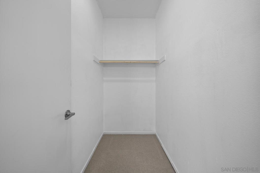 5223 Surfwalk Way 111 Property Photo 13