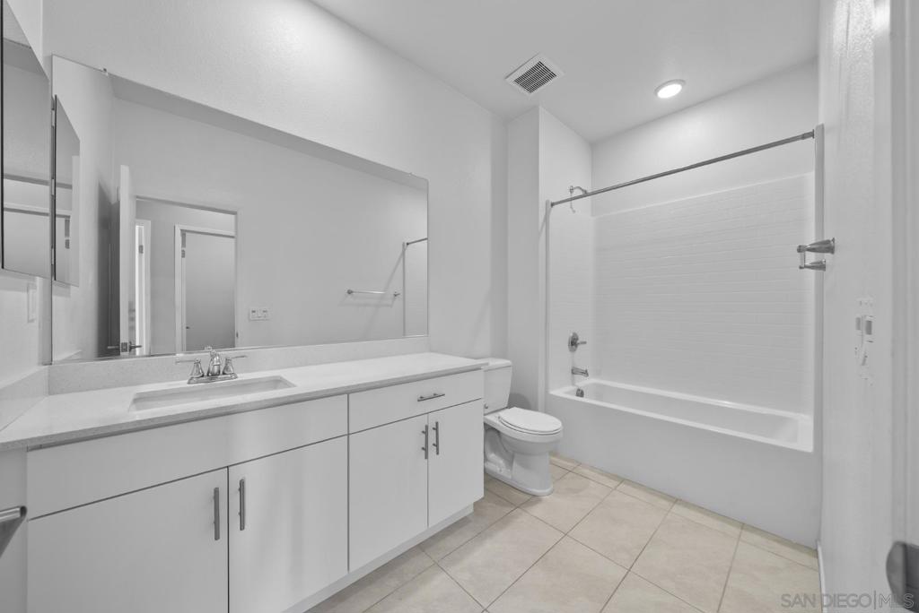 5223 Surfwalk Way 111 Property Photo 16