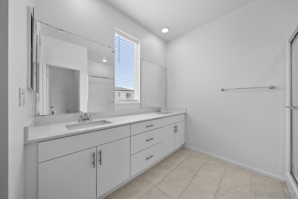 5223 Surfwalk Way 111 Property Photo 27