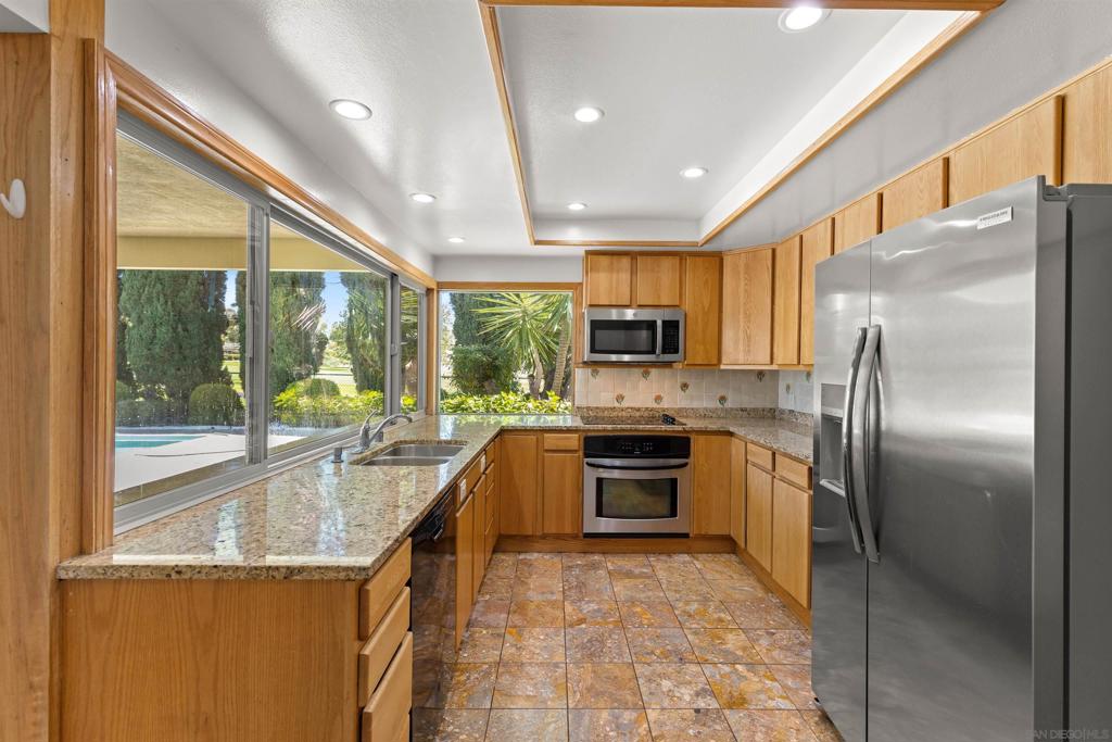 17305 Campillo Drive Property Photo 9