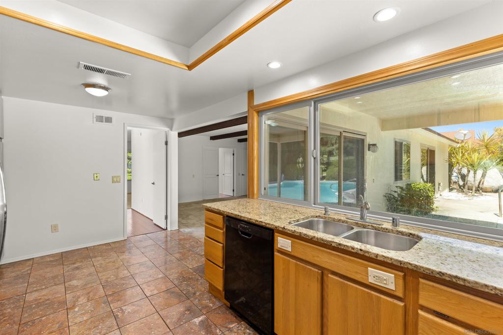 17305 Campillo Drive Property Photo 11