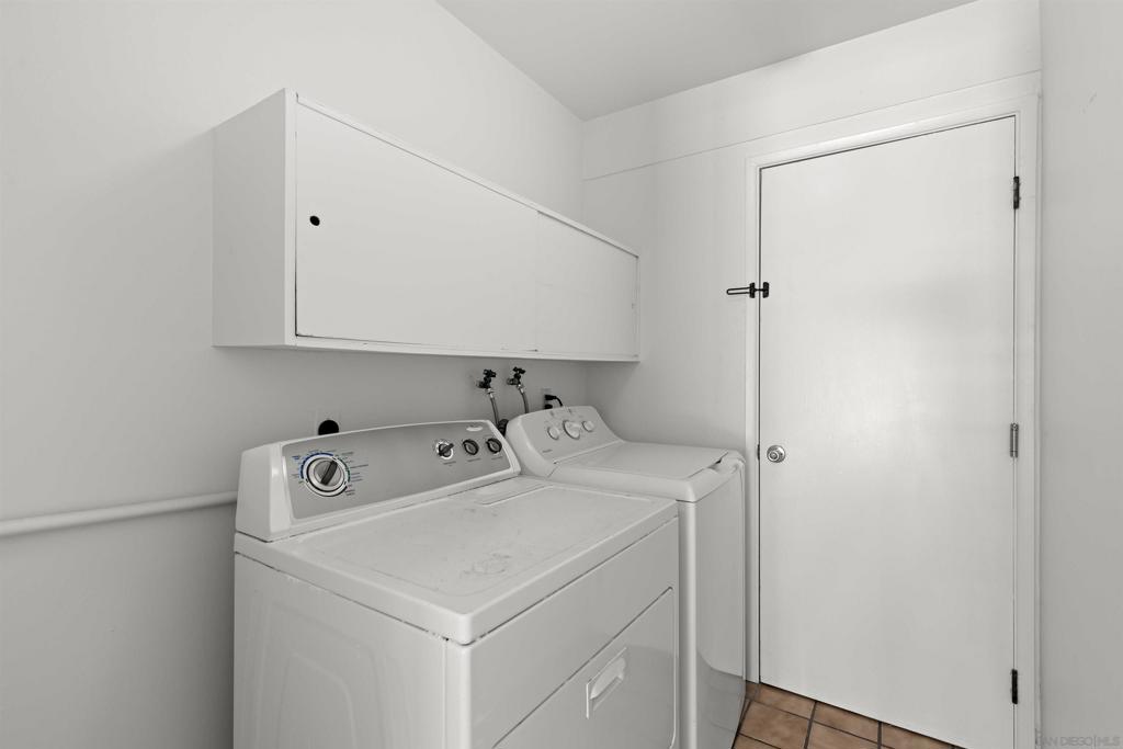 17305 Campillo Drive Property Photo 28
