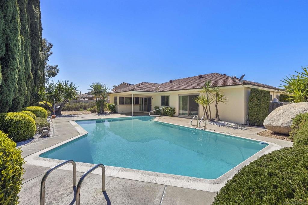 17305 Campillo Drive Property Photo 33