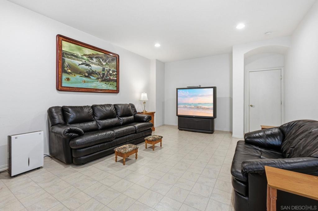 260017940SD Property Photo 28