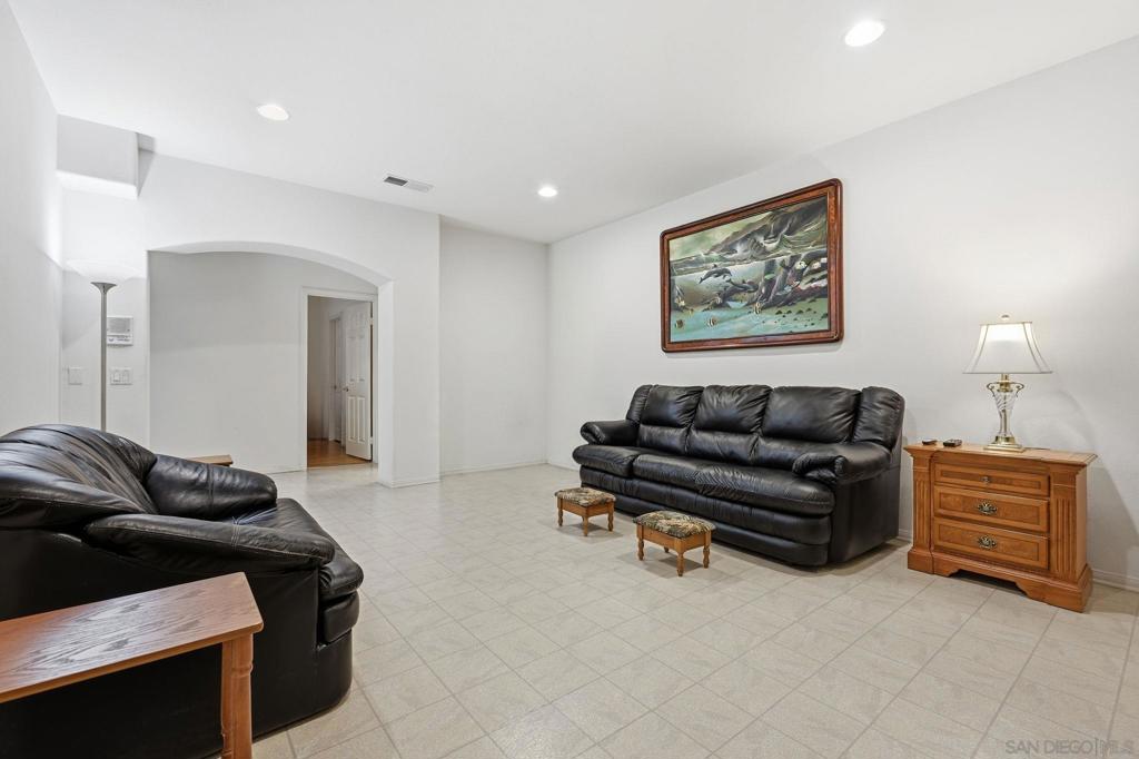 260017940SD Property Photo 29