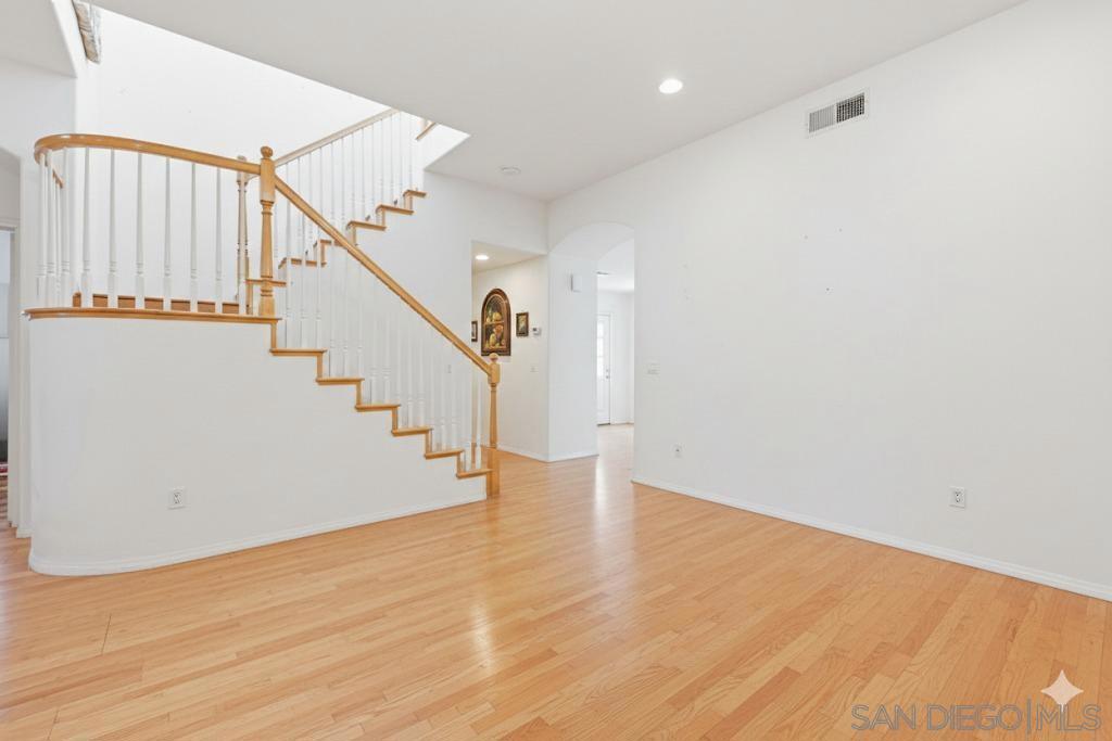 260017940SD Property Photo 41