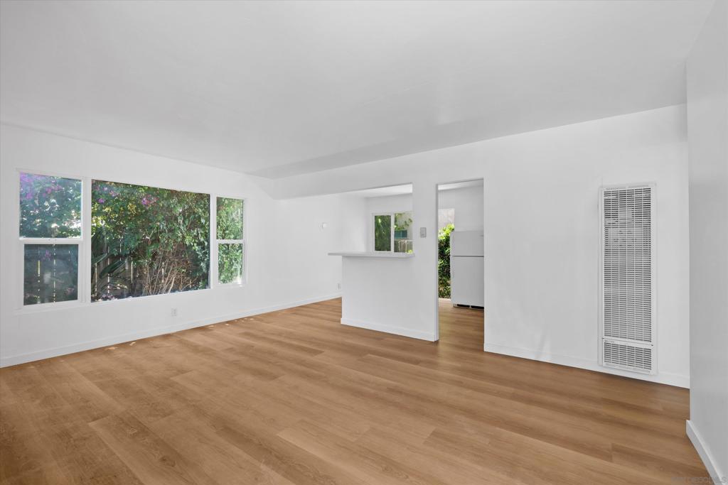 1460 64 Grand Ave Property Photo 9