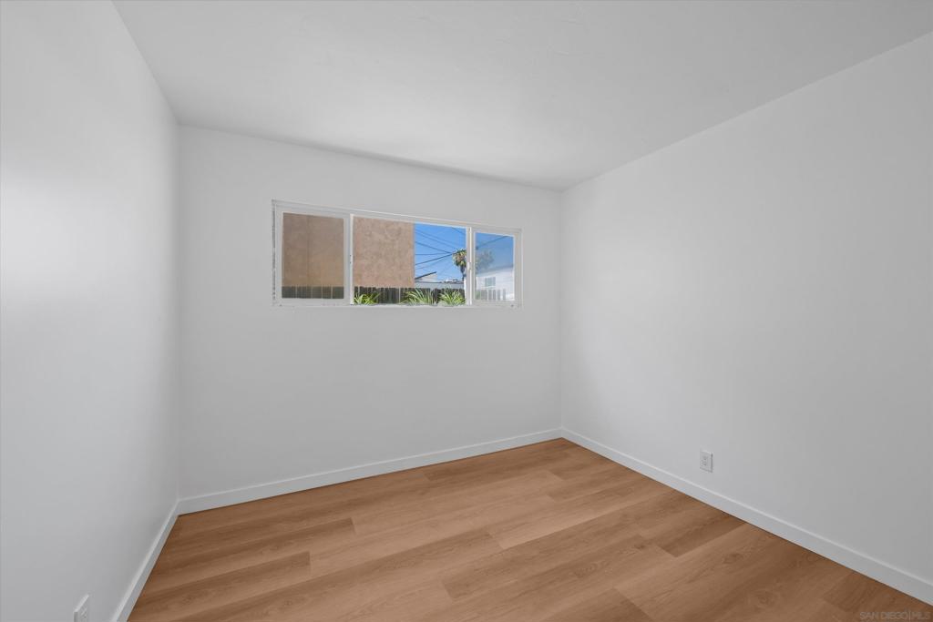 1460 64 Grand Ave Property Photo 18