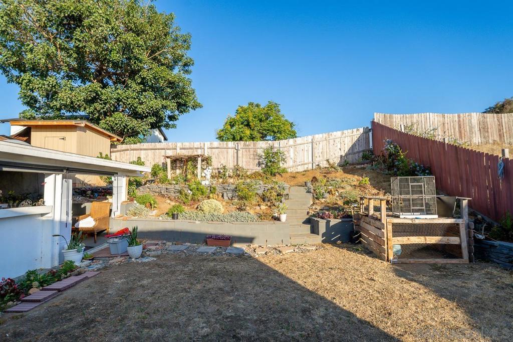 2458 Calle Tortuosa Property Photo 45