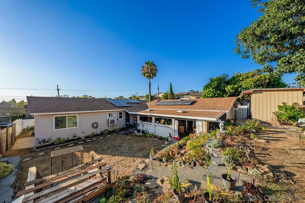 2458 Calle Tortuosa Property Photo 49