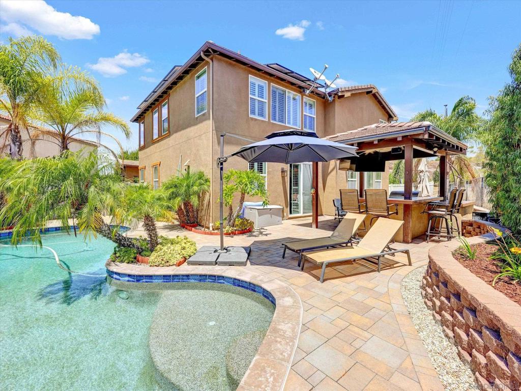 13589 Sohail Property Photo 2