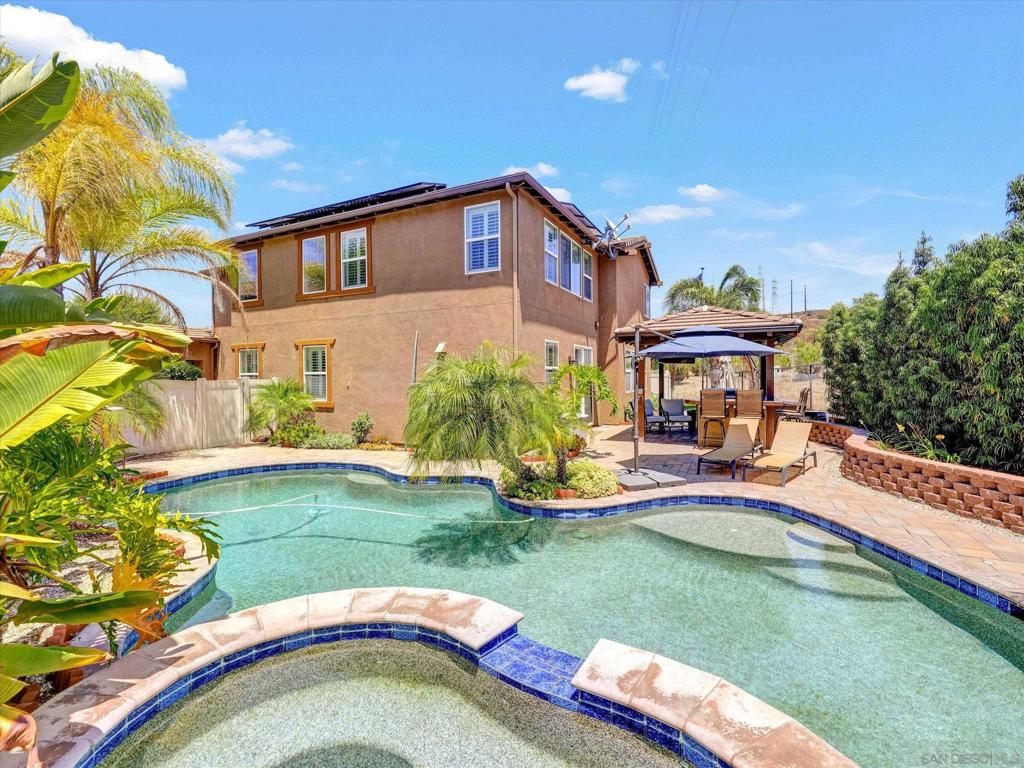 13589 Sohail Property Photo 4
