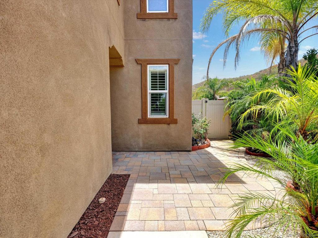 13589 Sohail Property Photo 13