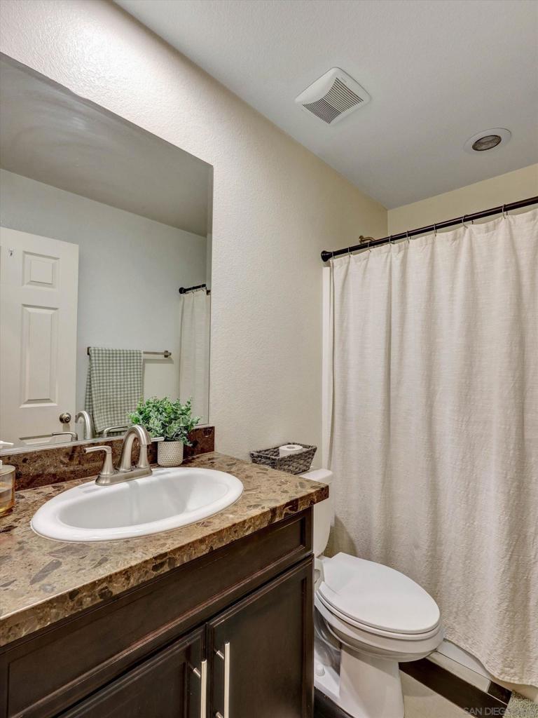13589 Sohail Property Photo 18