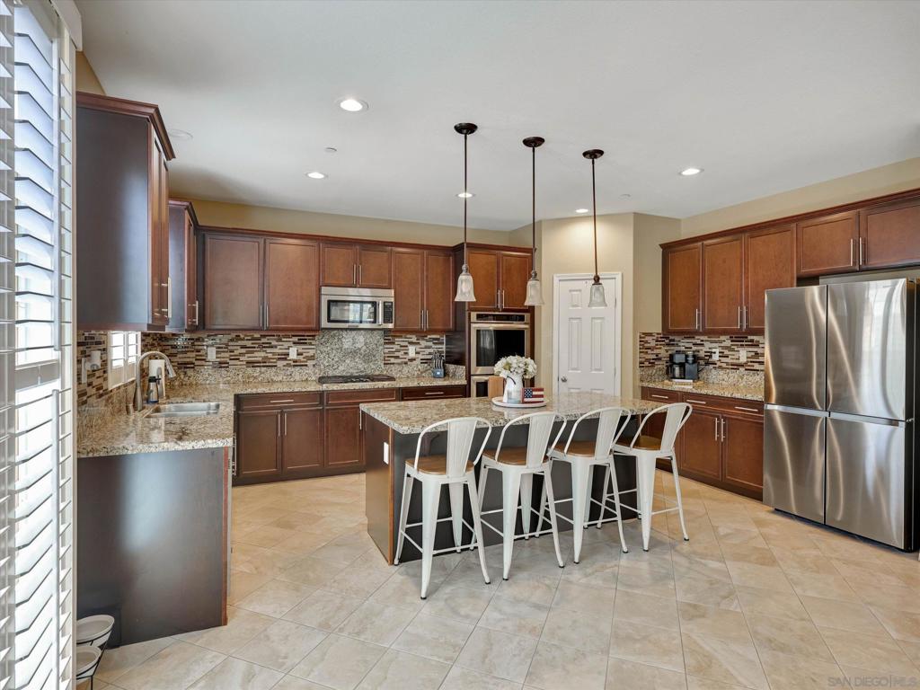 13589 Sohail Property Photo 26