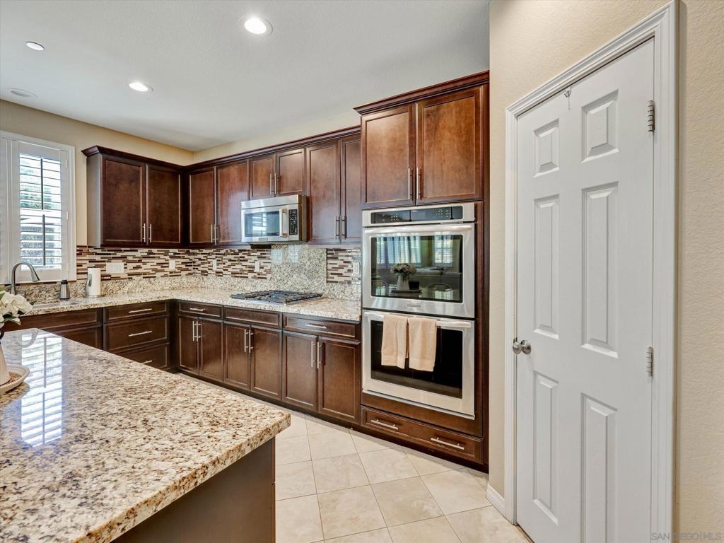 13589 Sohail Property Photo 28