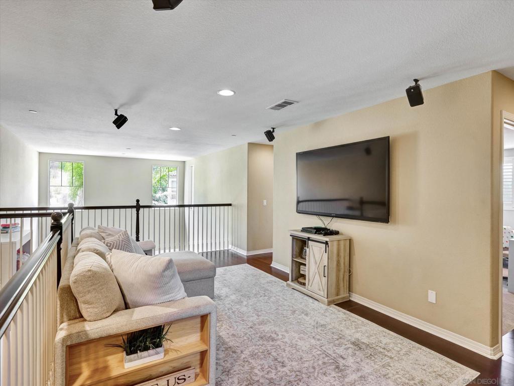 13589 Sohail Property Photo 43