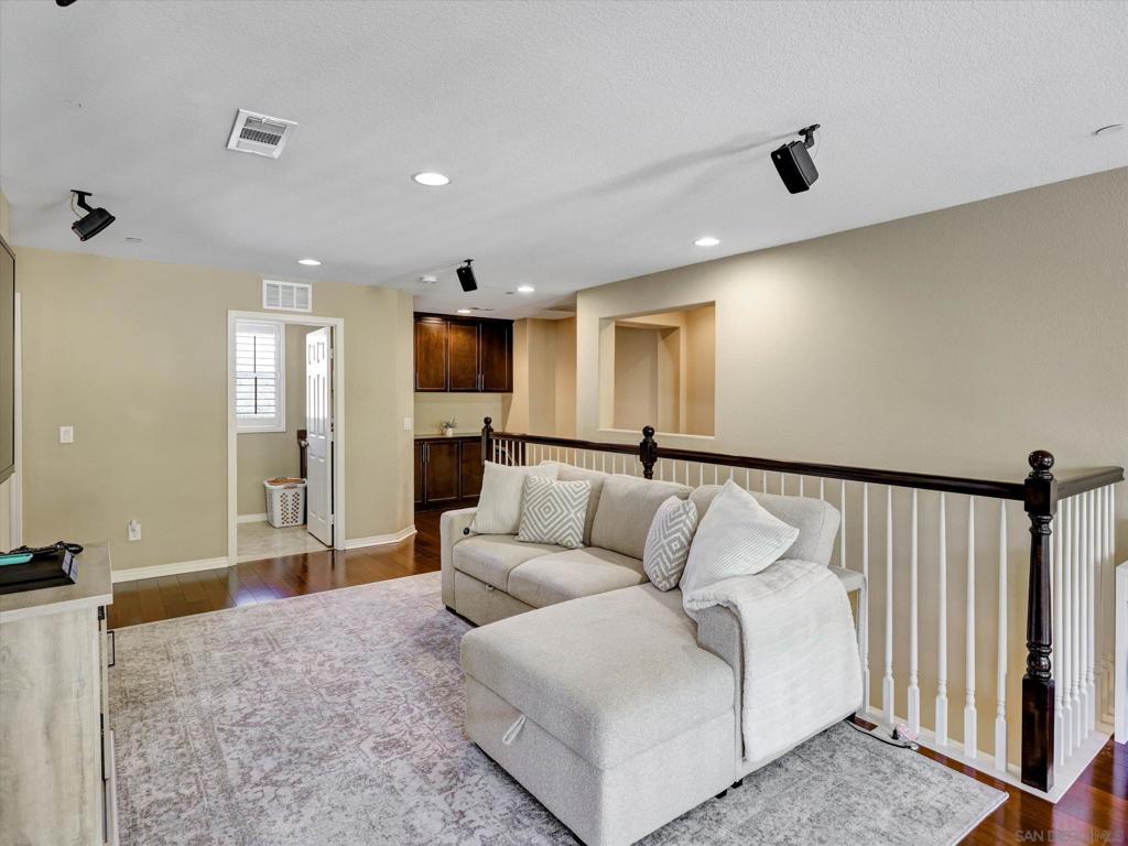 13589 Sohail Property Photo 45