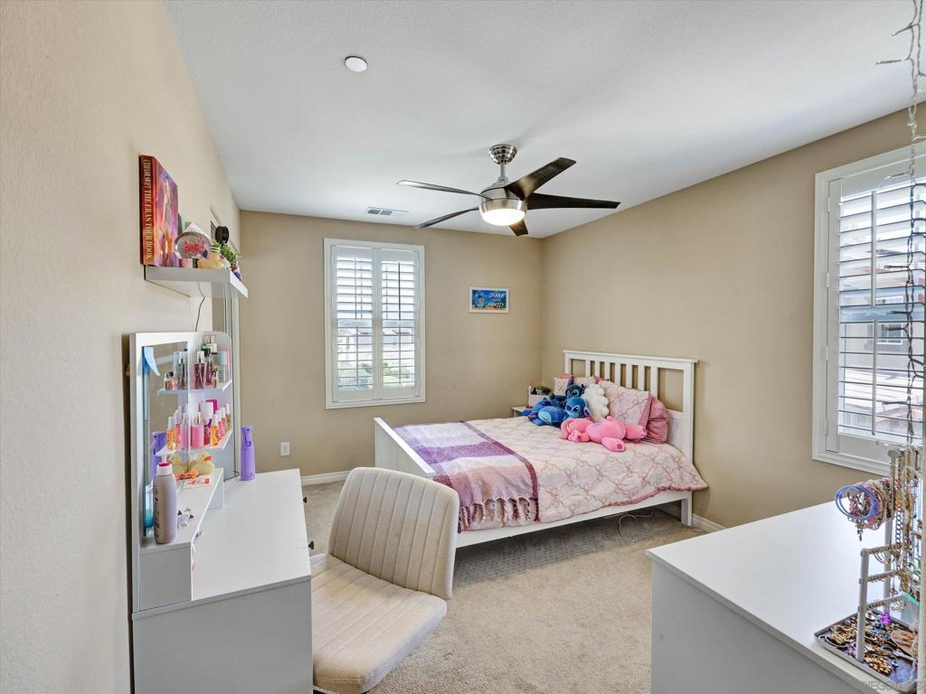 13589 Sohail Property Photo 49