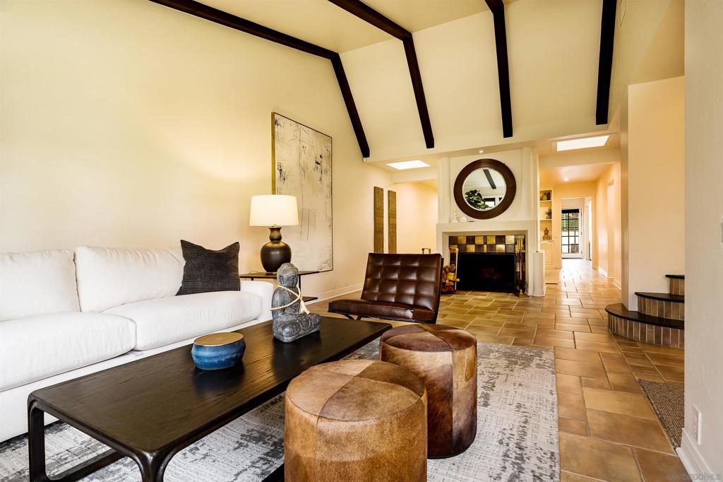 6117 La Flecha Property Photo 8