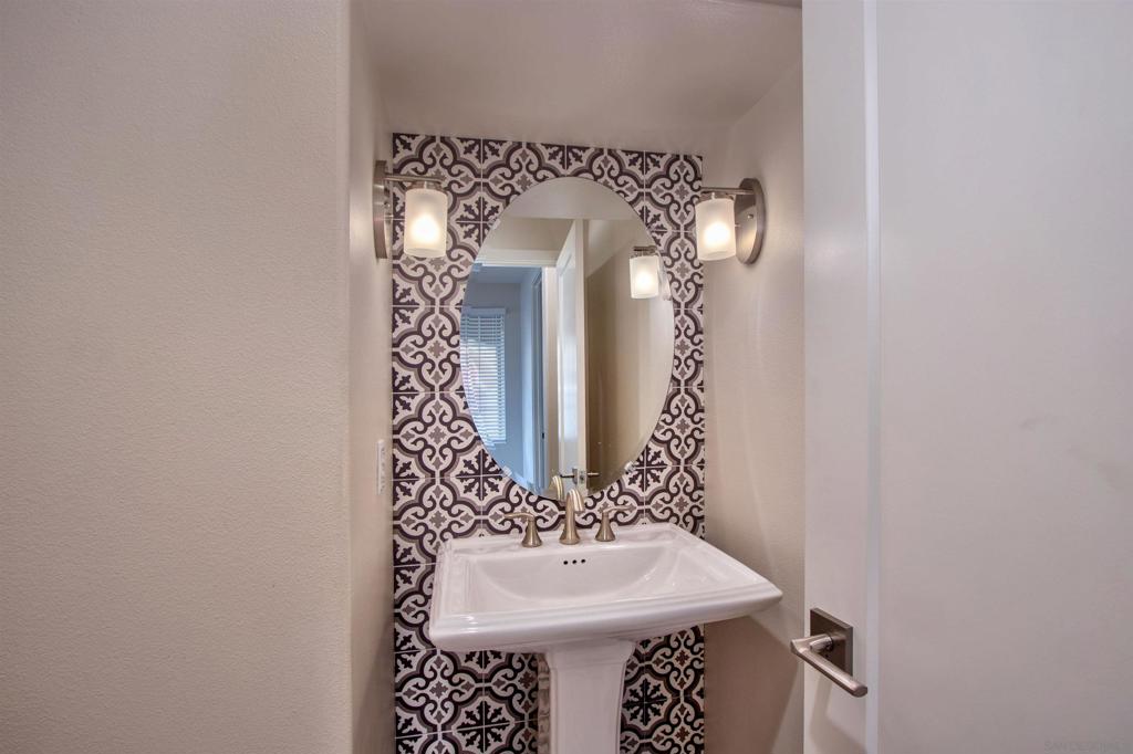 368 Ventasso Property Photo 10
