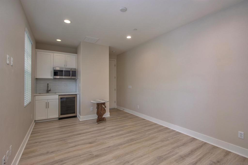 368 Ventasso Property Photo 11