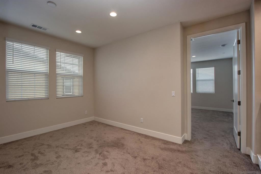 368 Ventasso Property Photo 15