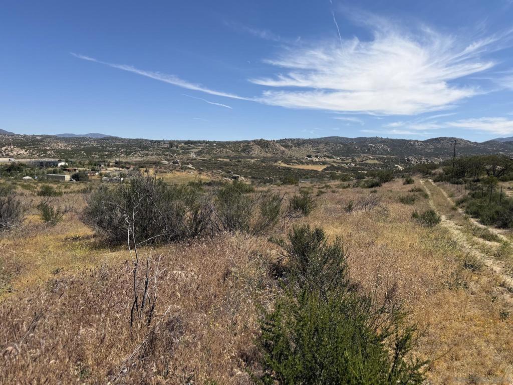 Boulder Vista Drive Property Photo 1
