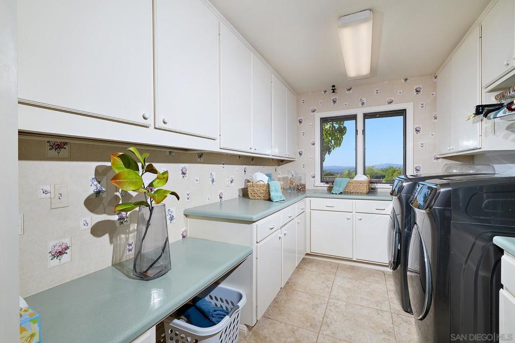 17505 Corte Lomas Verdes Property Photo 23