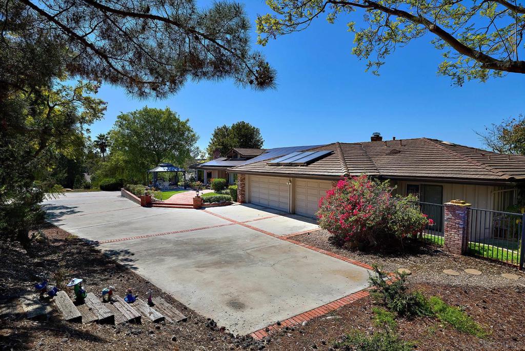 17505 Corte Lomas Verdes Property Photo 24