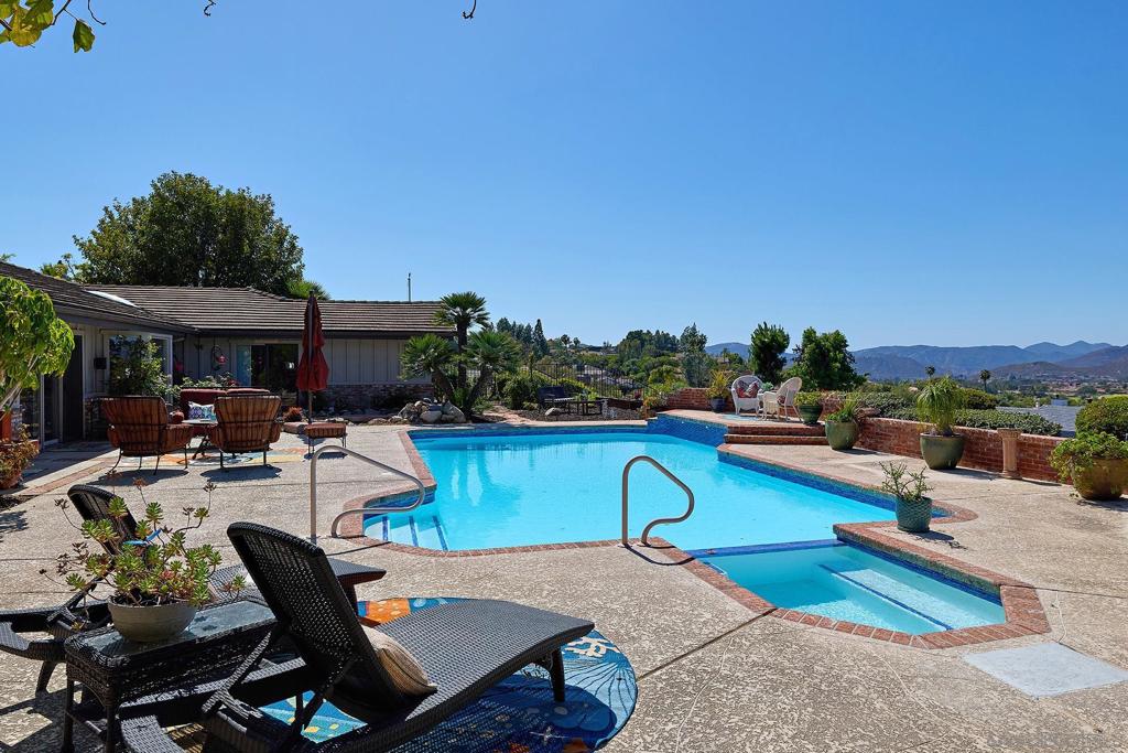 17505 Corte Lomas Verdes Property Photo 26
