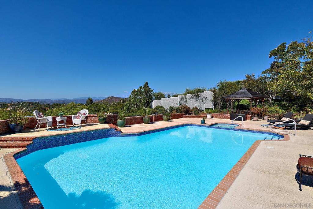 17505 Corte Lomas Verdes Property Photo 30