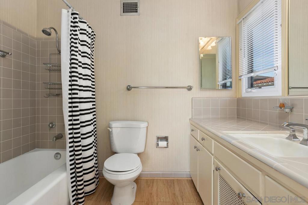 6138 La Flecha Property Photo 7