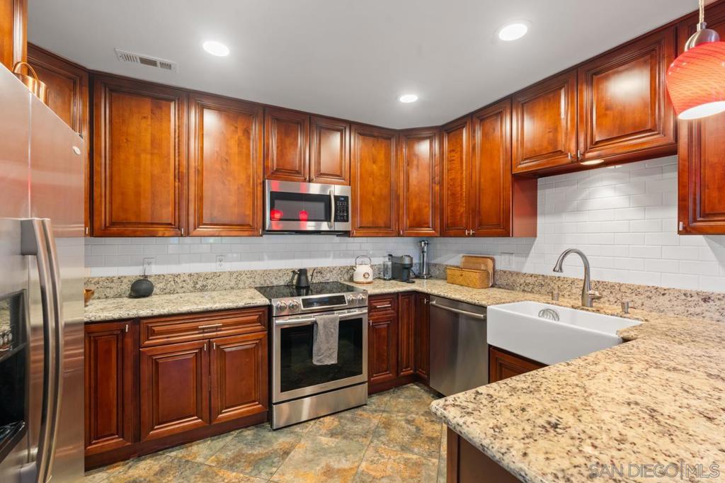 6960 Caminito Curva Property Photo 1