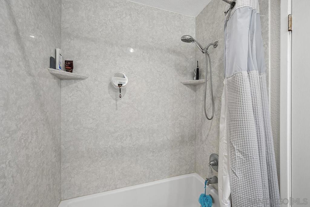 8777 Wahl St. Property Photo 17