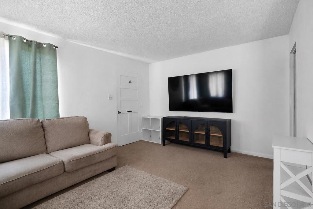 2161 63 Drescher St Property Photo 6