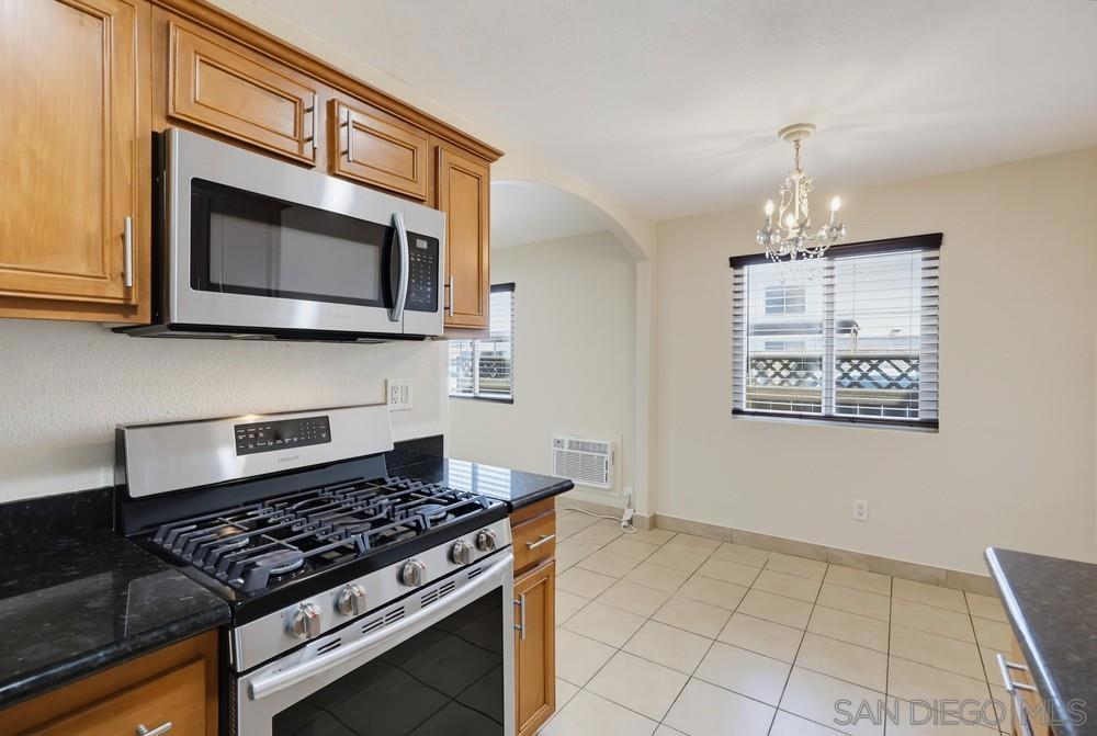188 S Lincoln Ave 3 Property Photo 6