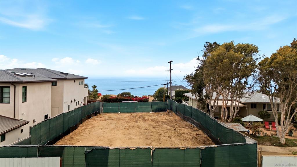 1465 Neptune Avenue Property Photo 10