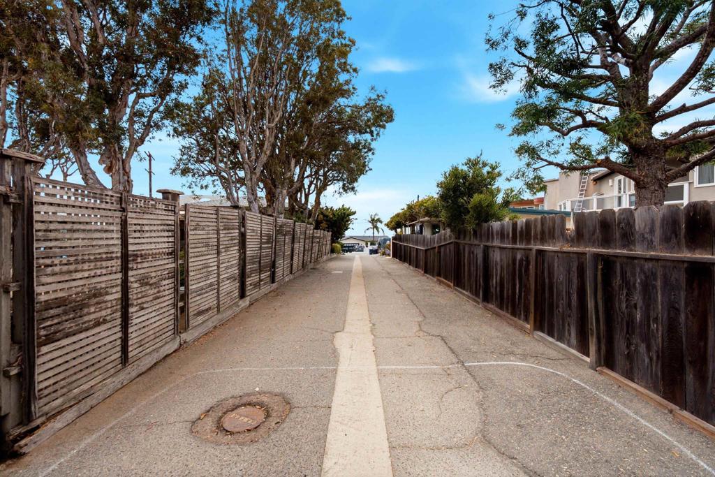 1465 Neptune Avenue Property Photo 23