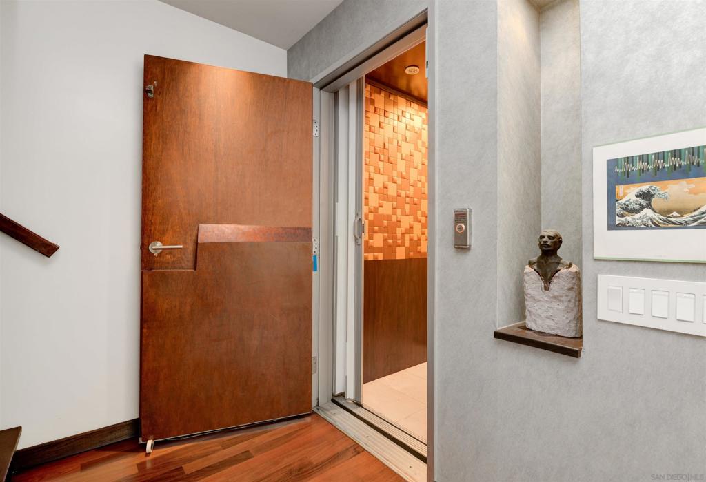 435 Ravina Property Photo 9