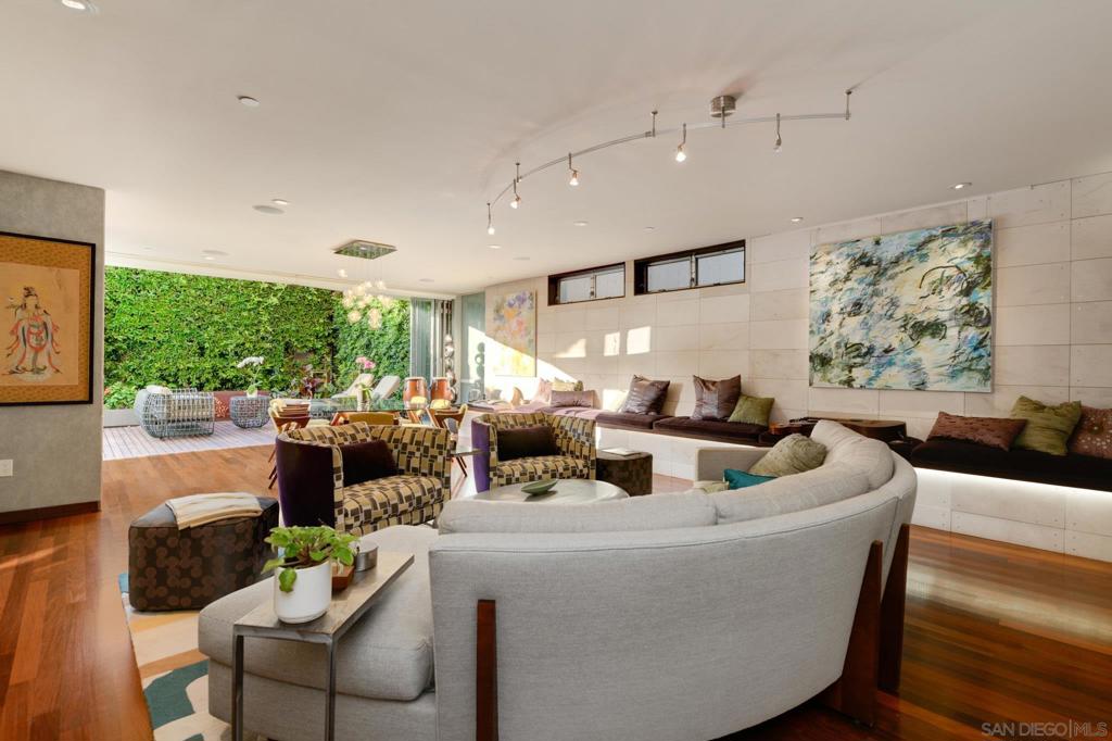435 Ravina Property Photo 14