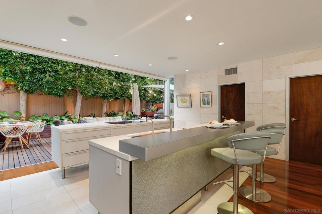 435 Ravina Property Photo 16