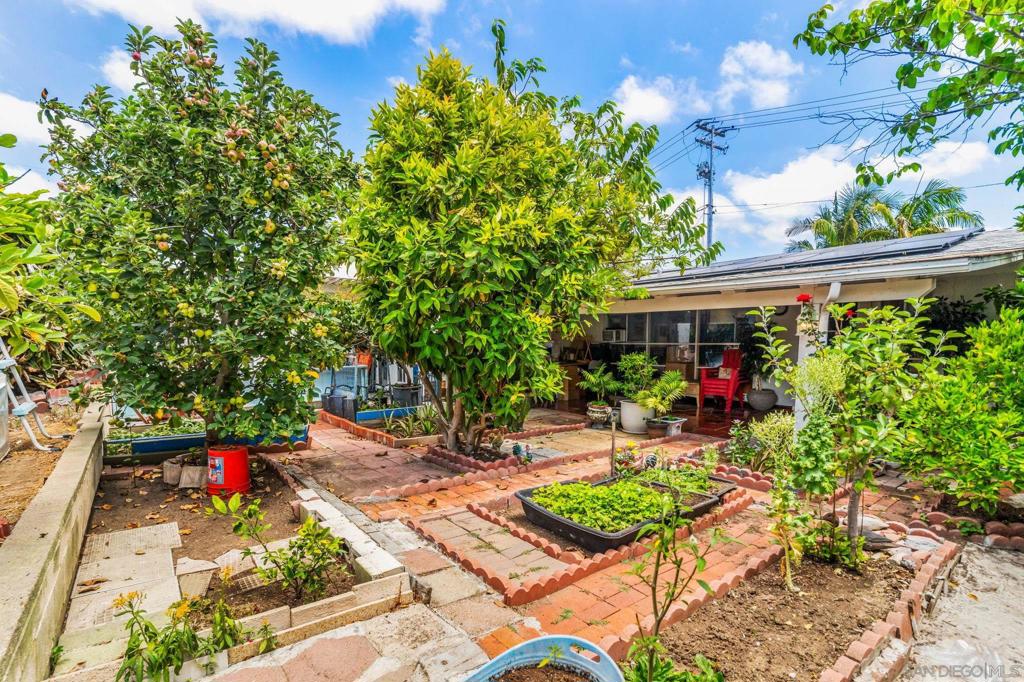2578 Moonstone Property Photo 23