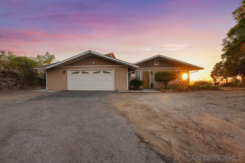 1234 Ramona Street Property Photo 3