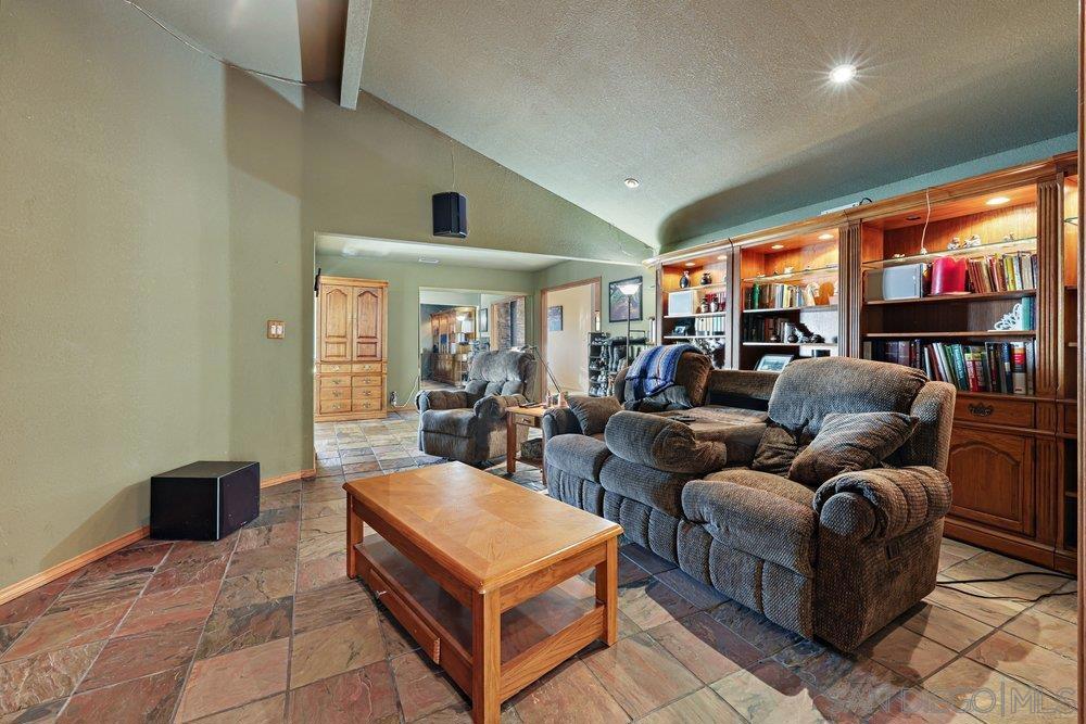 1234 Ramona Street Property Photo 23