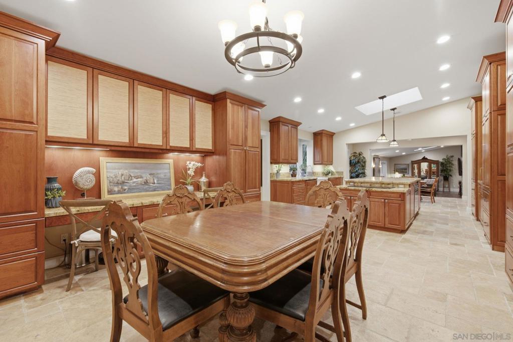 13327 Calle Colina Property Photo 15