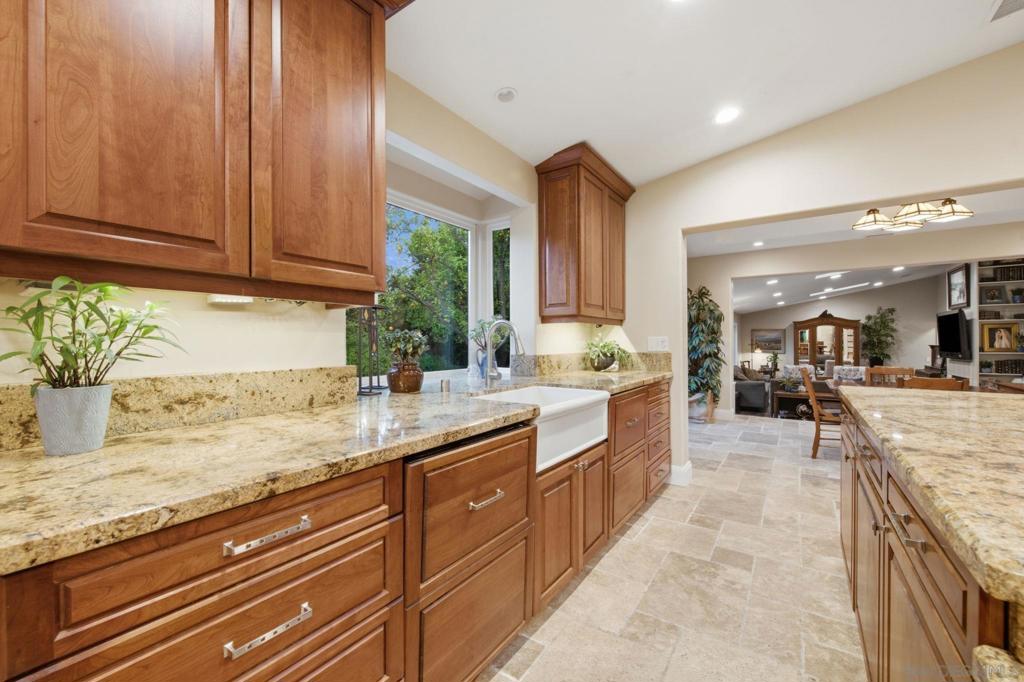 13327 Calle Colina Property Photo 16