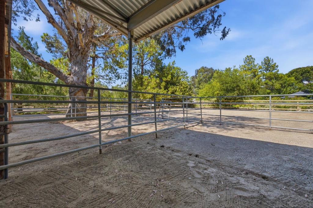 13327 Calle Colina Property Photo 53