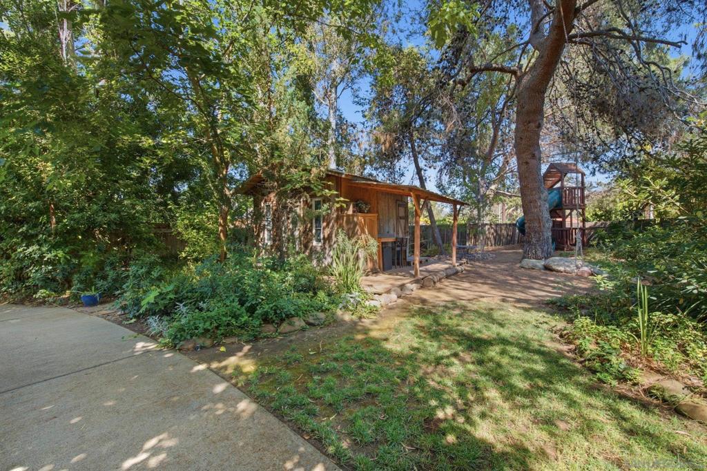 13327 Calle Colina Property Photo 64