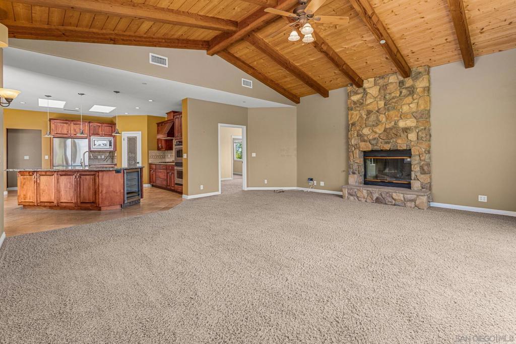 1290 Daxi Lane Property Photo 10